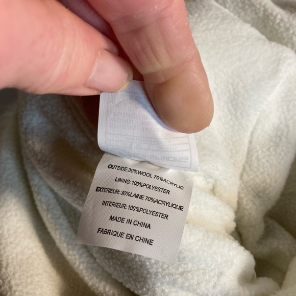 Chaos lux knitted Womens Beige Fur winter hat. - Picture 3 of 5